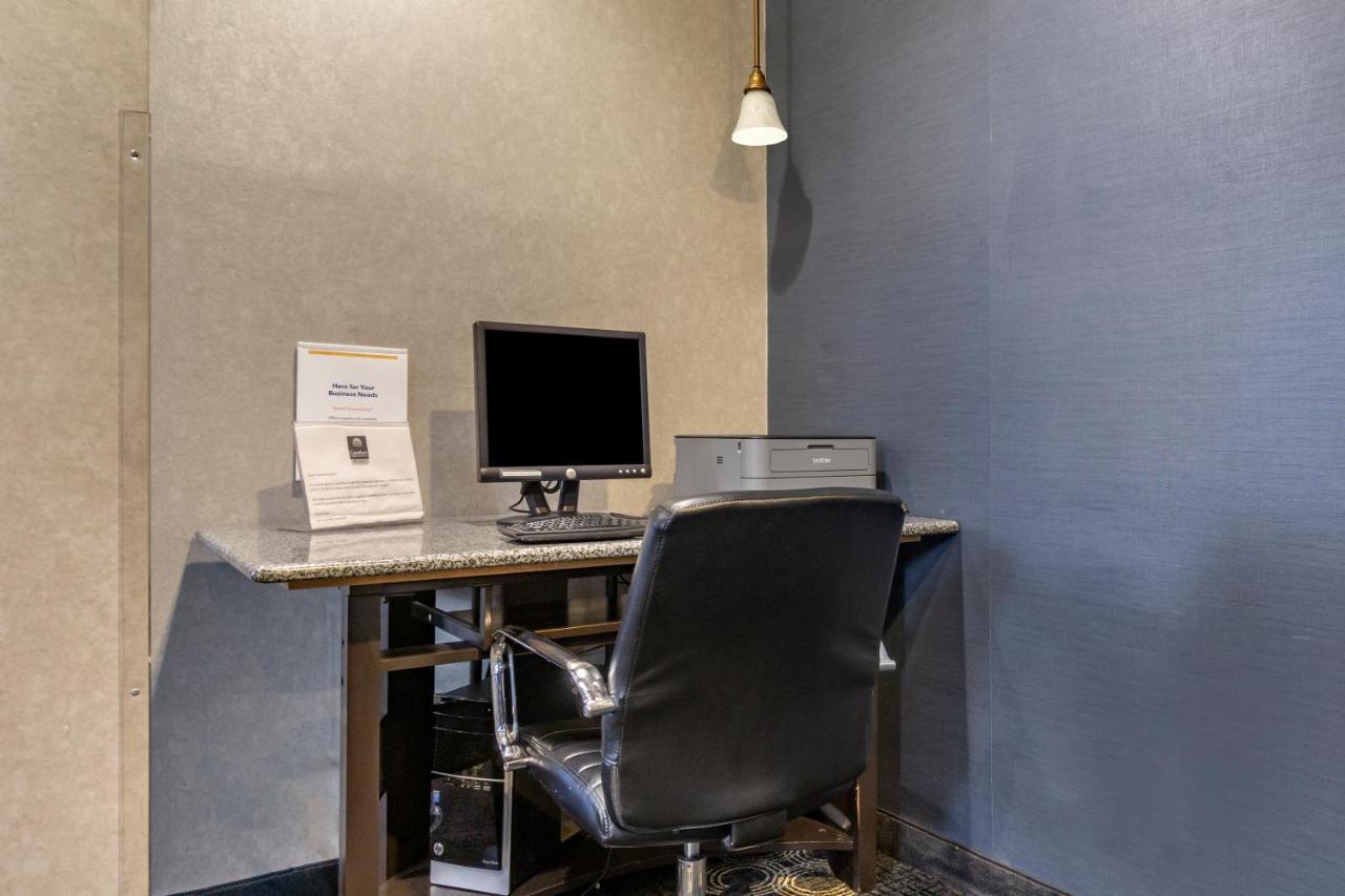 Comfort Inn Kent - Seattle Экстерьер фото