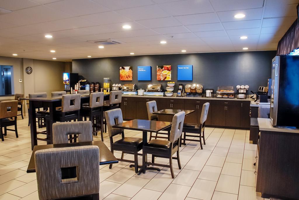Comfort Inn Kent - Seattle Экстерьер фото